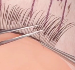Lash Removal - Banana Peel Method